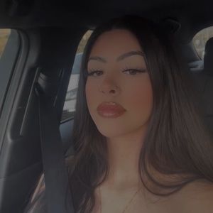 Meet your Posher, Keyla